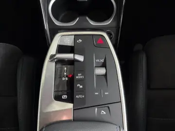 X2 xDrive20d M Sport