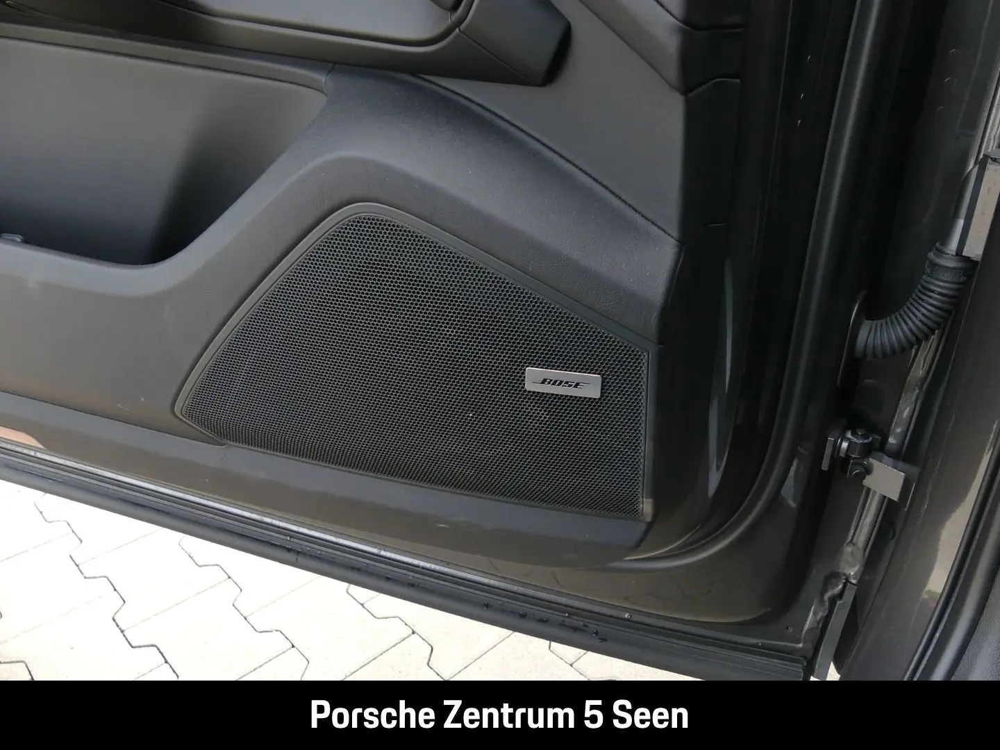 Cayenne E-Hybrid PassengerDisplay Ventilation 360