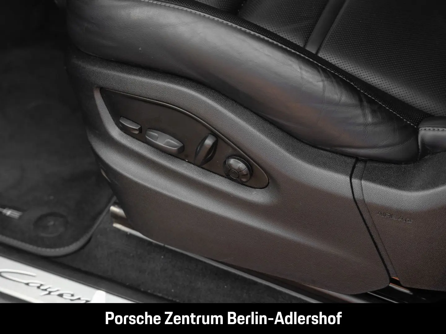 Cayenne E-Hybrid PassengerDisplay Massage 360
