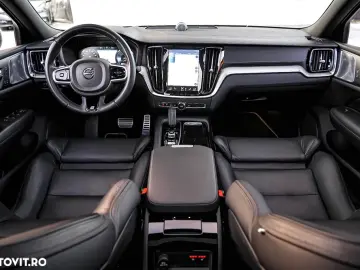 Volvo S60 T8 Recharge AWD Polestar Engineered