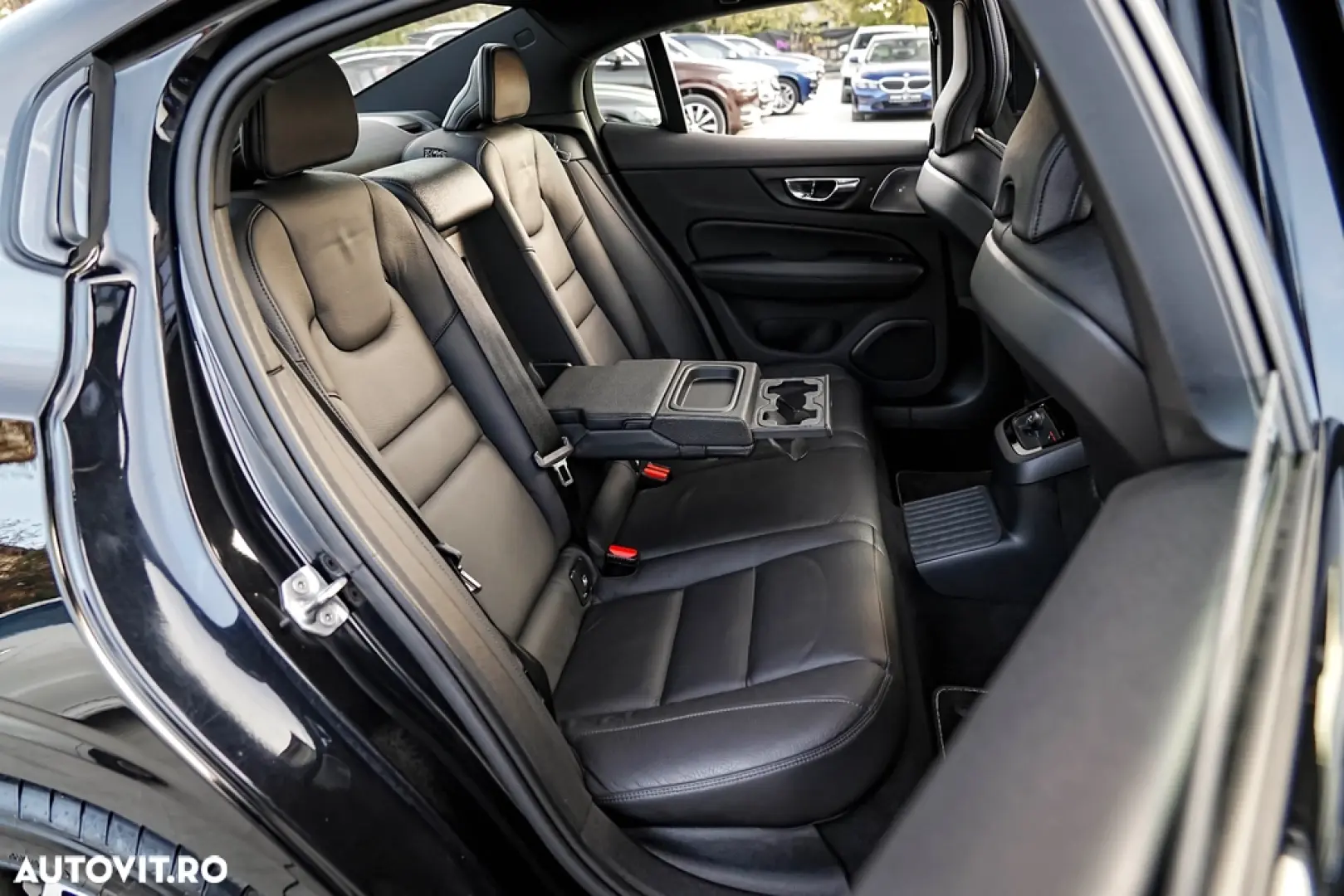 Volvo S60 T8 Recharge AWD Polestar Engineered