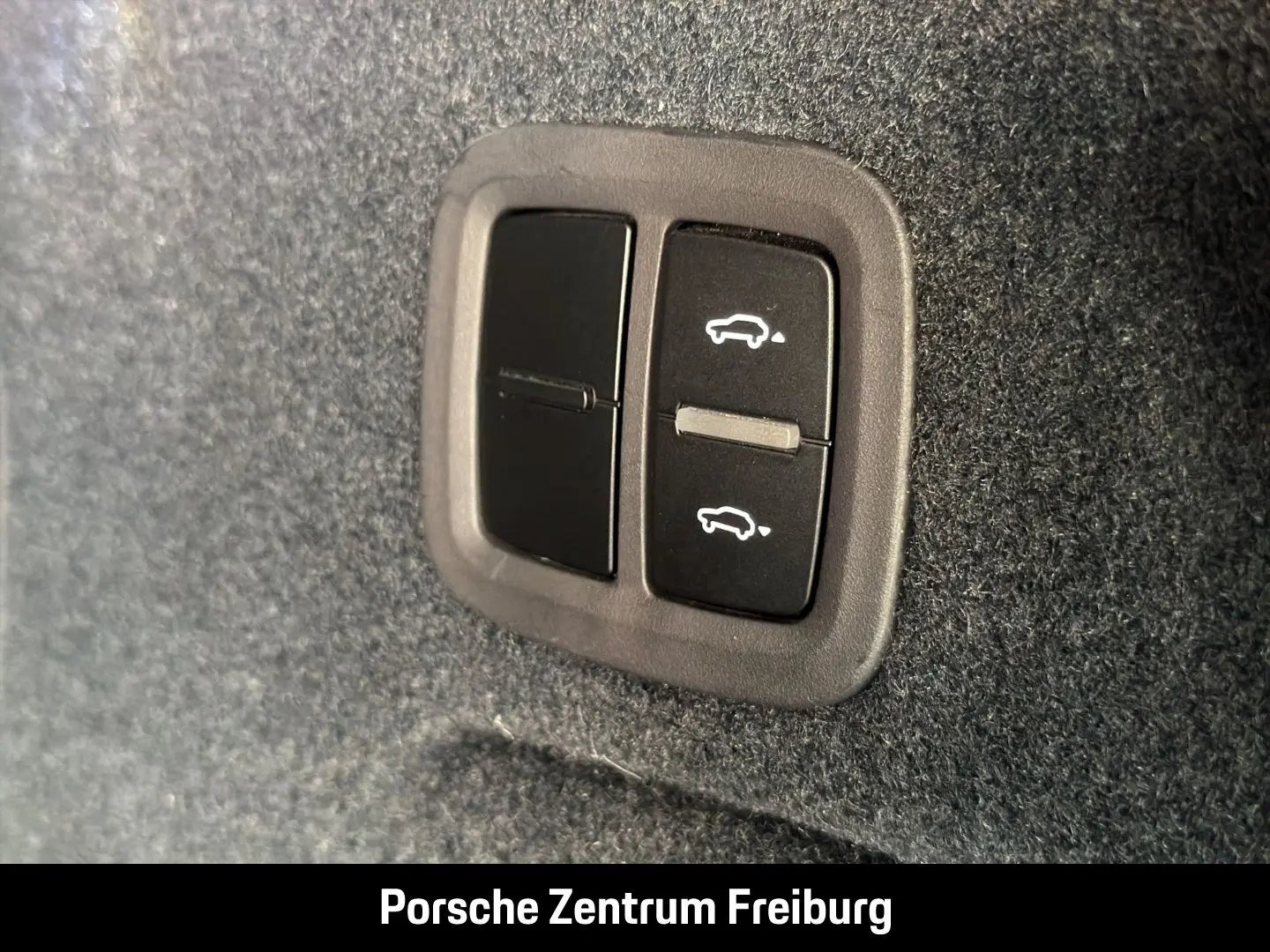 Cayenne E-Hybrid Coupe InnoDrive SoftClose PassDisplay