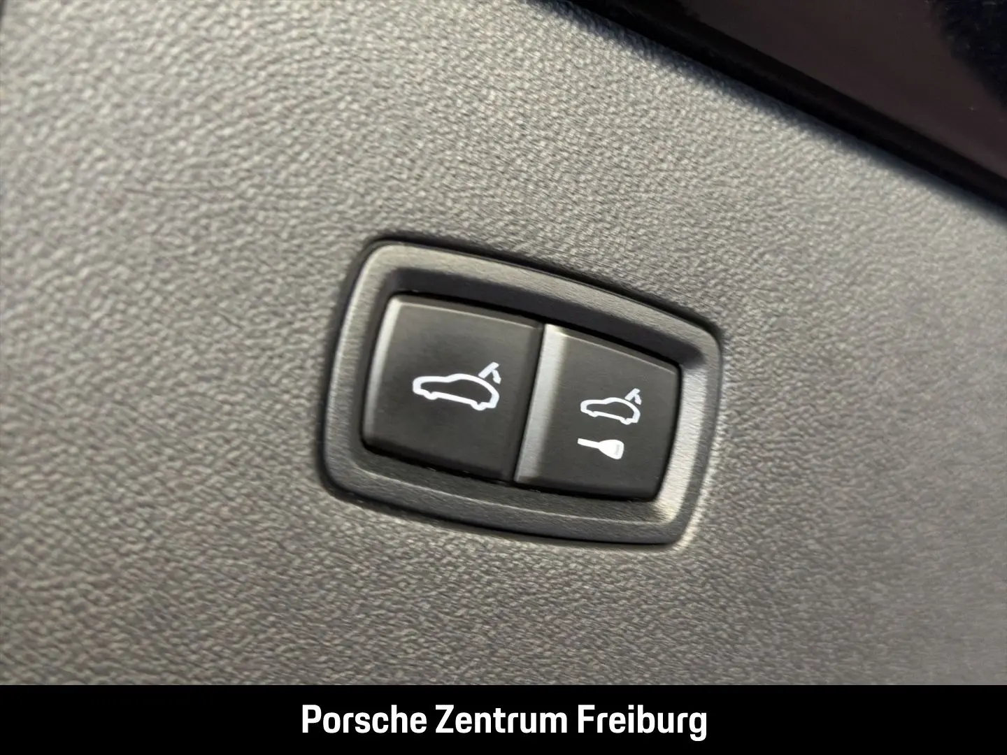 Cayenne E-Hybrid Coupe InnoDrive SoftClose PassDisplay