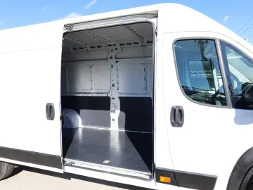 Peugeot Boxer 2.0 130 HP L4H2