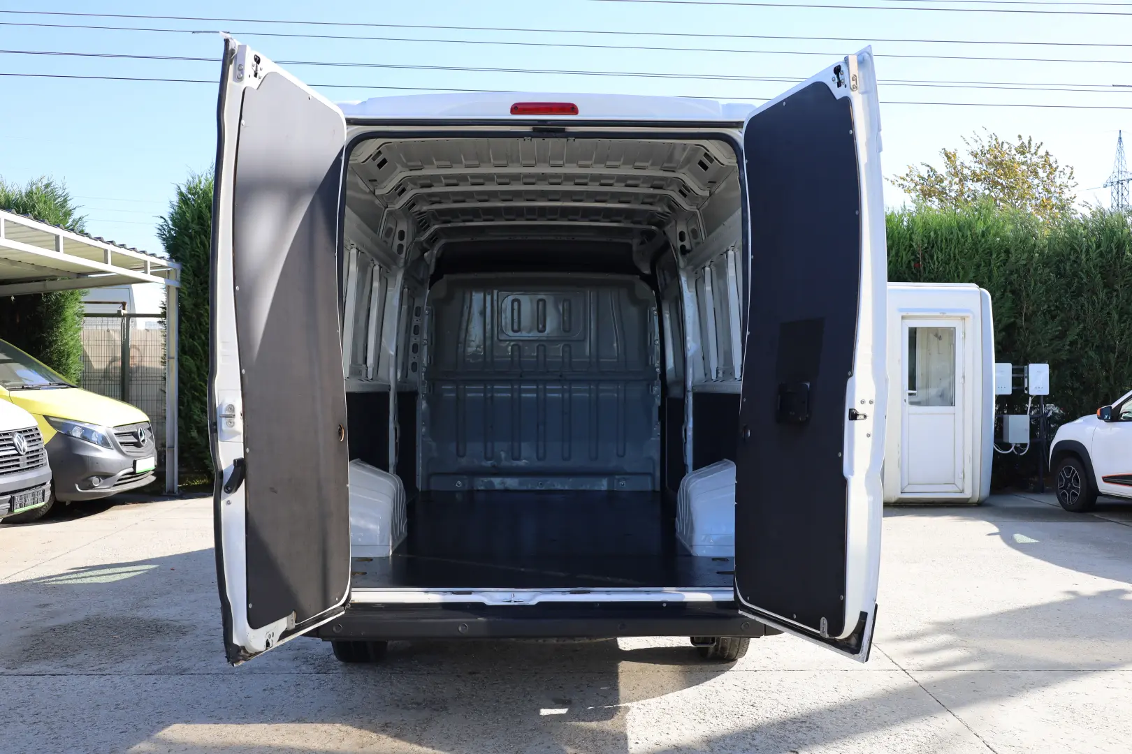Peugeot Boxer 2.0 130 HP L4H2