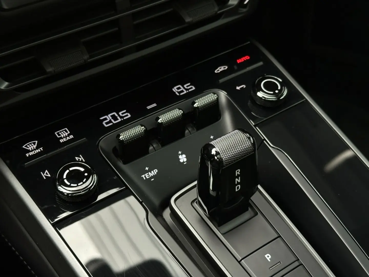 992 911 Carrera 4S Lift Matrix BOSE InnoDrive