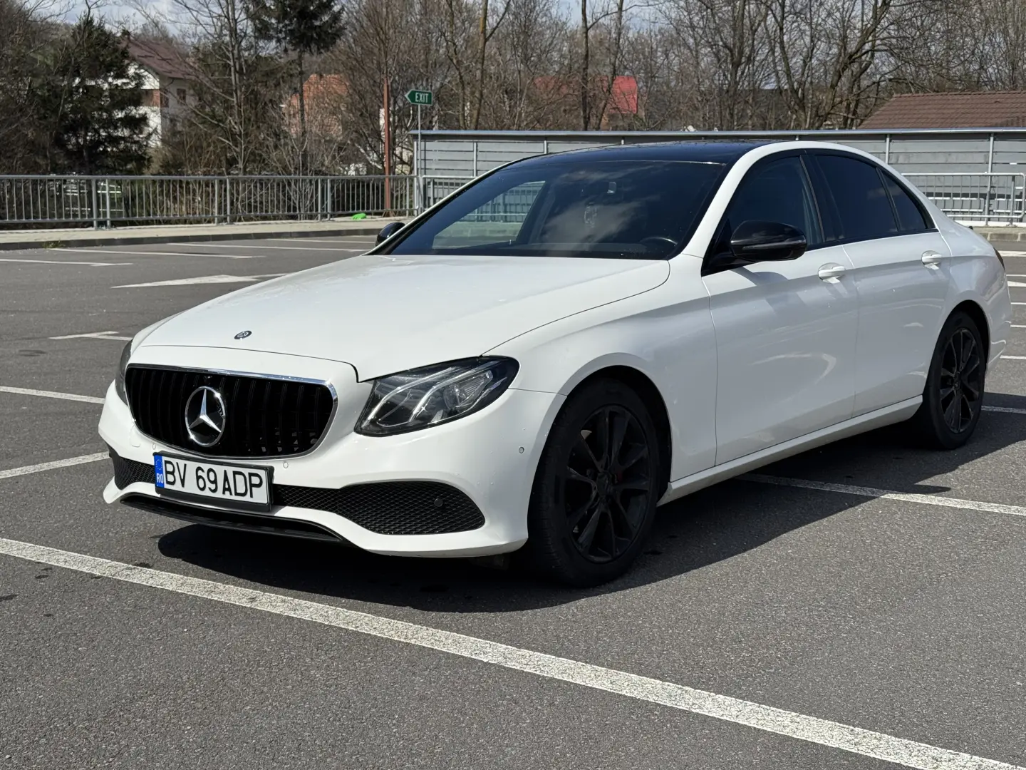 Mercedes-Benz E 220