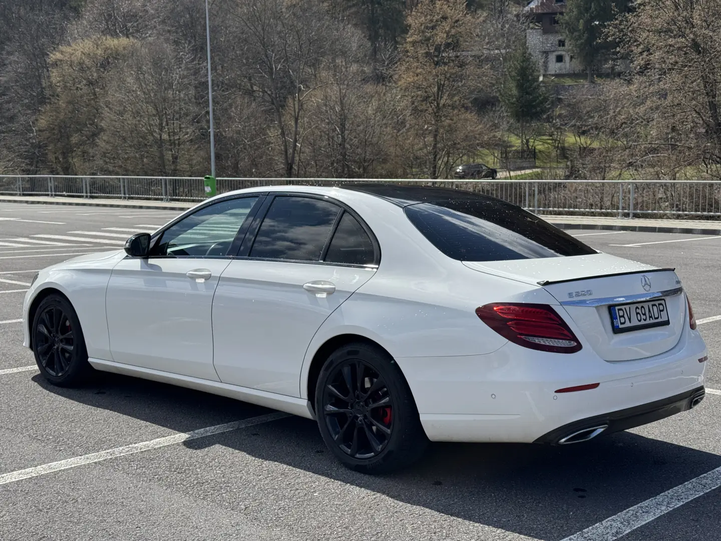 Mercedes-Benz E 220