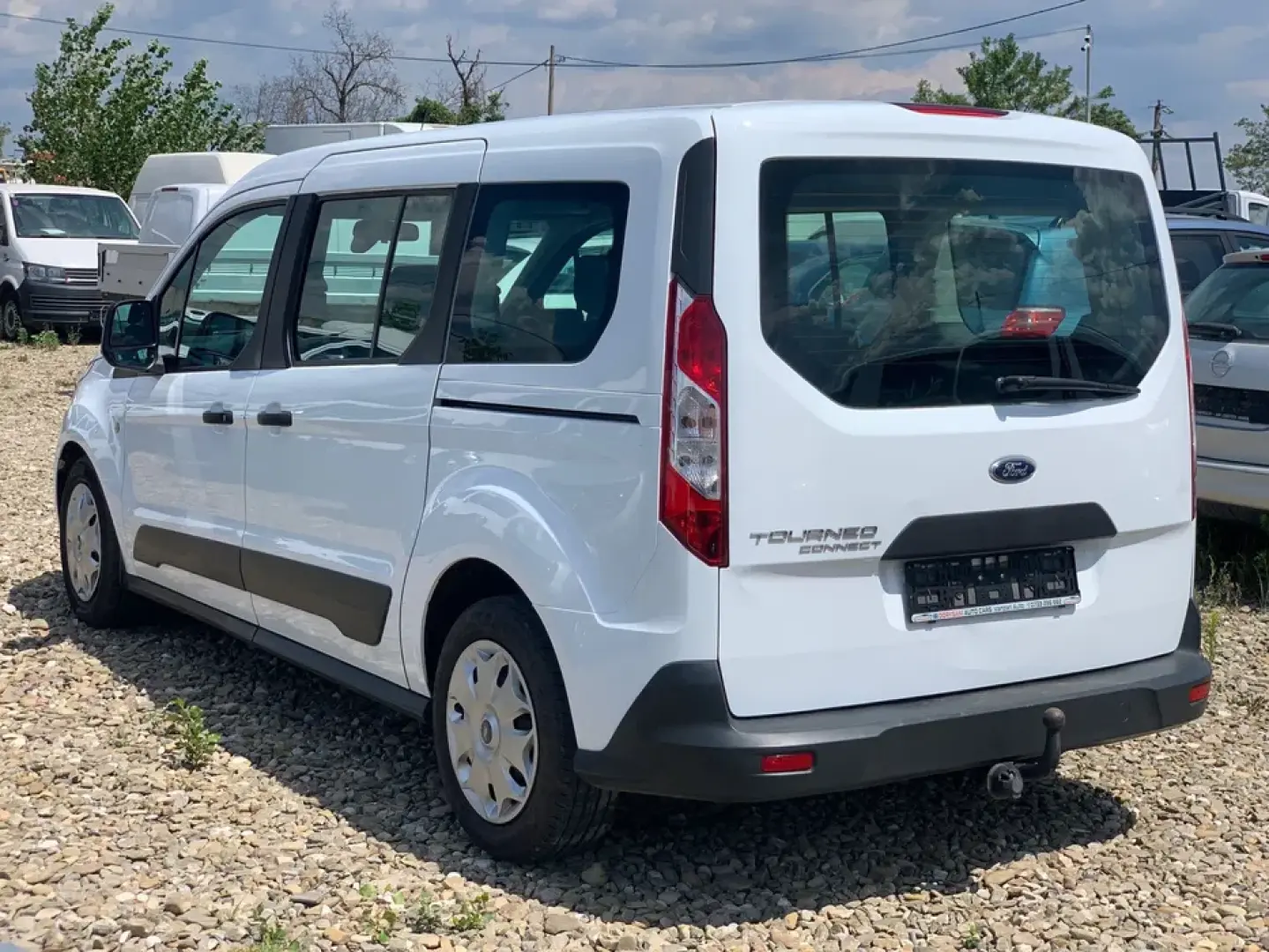 Ford Grand Turneo Connect Trend 1.5TDCI L2   04.2018   102CP