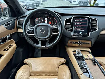 VOLVO XC90 T8 AWD Plug In Hybrid Twin Engine Inscription