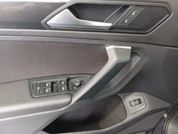 VW Tiguan Noul Tiguan Elegance 2 0 TSI DSG 4Mot