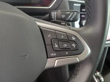 VW Tiguan Noul Tiguan Elegance 2 0 TSI DSG 4Mot
