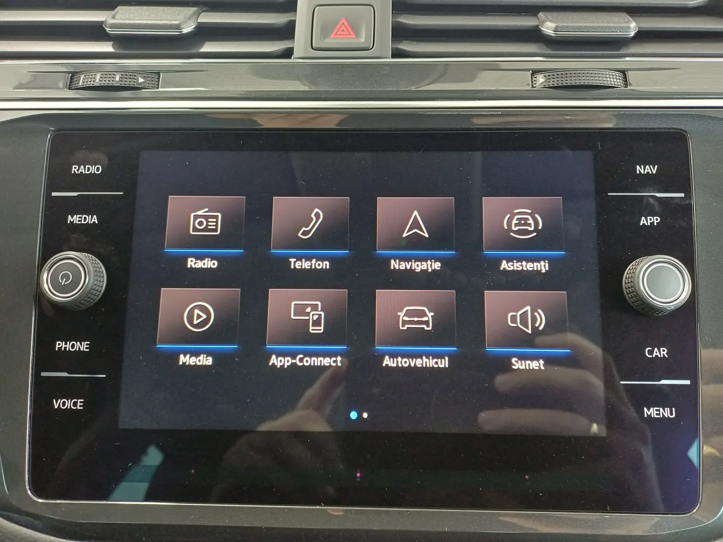 VW Tiguan Noul Tiguan Elegance 2 0 TSI DSG 4Mot