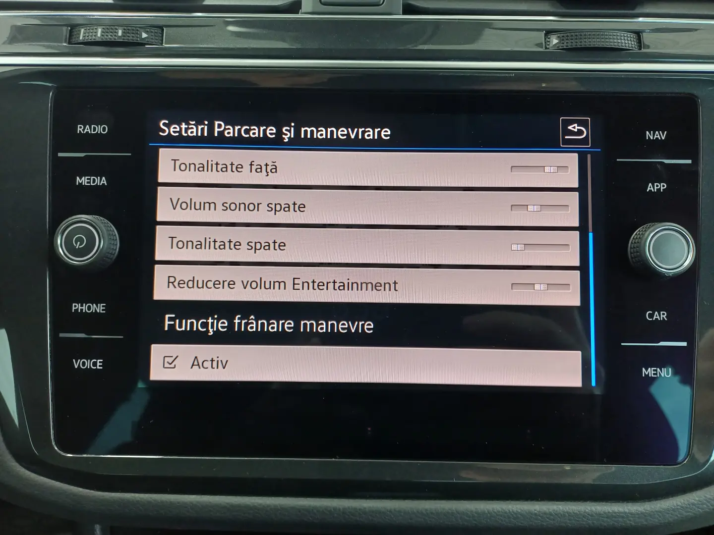 VW Tiguan Noul Tiguan Elegance 2 0 TSI DSG 4Mot