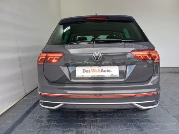 VW Tiguan Noul Tiguan Elegance 2 0 TSI DSG 4Mot