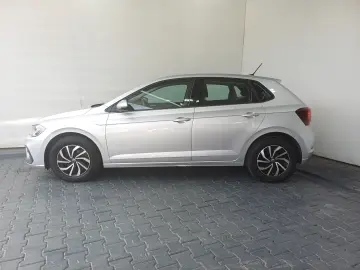 VW Polo Life 1.0 TSI  95 CP   4 usi DSG