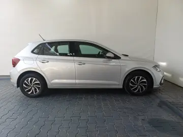VW Polo Life 1.0 TSI  95 CP   4 usi DSG