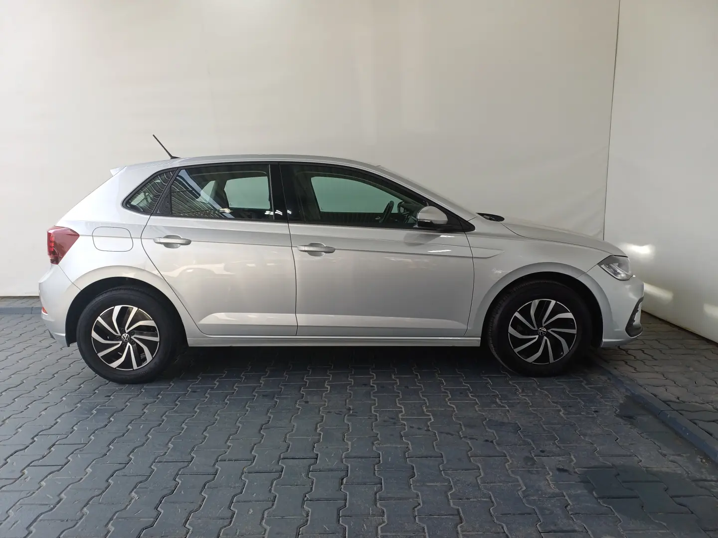 VW Polo Life 1.0 TSI  95 CP   4 usi DSG