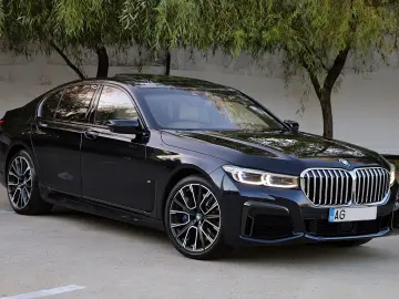 BMW 750