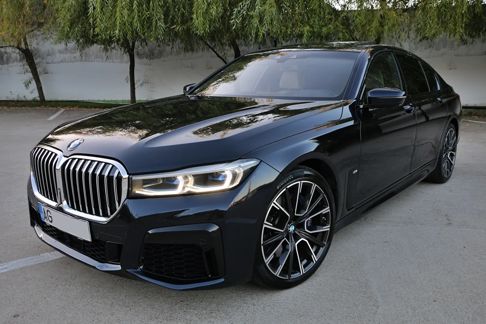 BMW 750