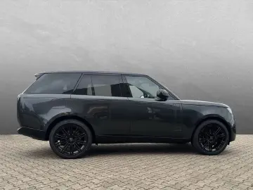 Range Rover SWB 4.4 Benzin P530 Autobiography