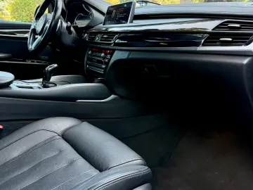 BMW X6 M50