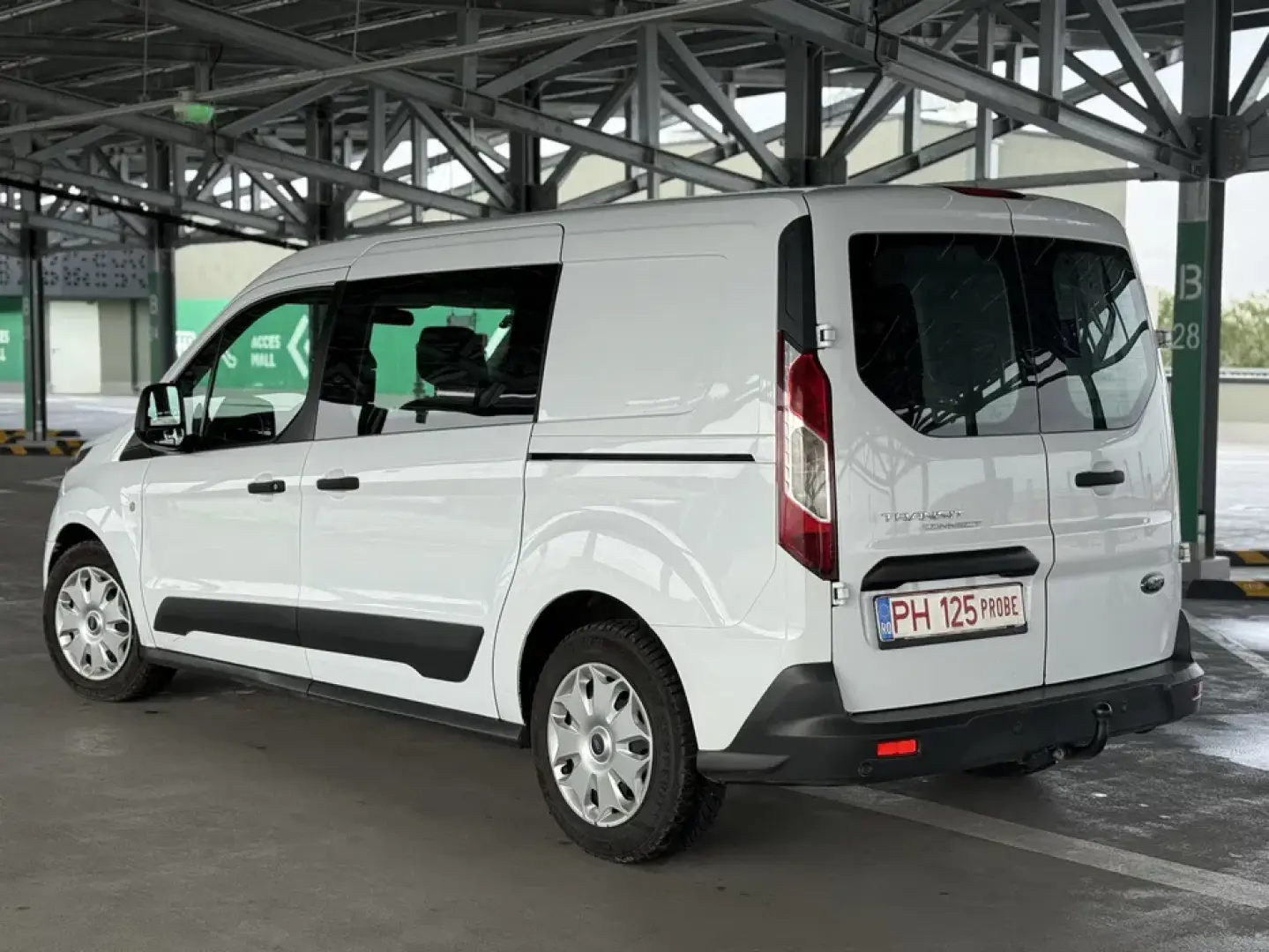 Ford Transit Connect 5LOCURI L2 1.5TDCI