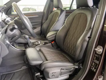 BMW X1 xDrive20i Steptronic  xLine