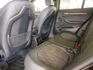 BMW X1 xDrive20i Steptronic  xLine