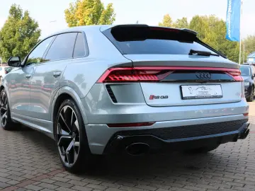 RS Q8  Pano Keramik Dynamic  B&O Massage Matrix