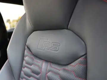 RS Q8  Pano Keramik Dynamic  B&O Massage Matrix