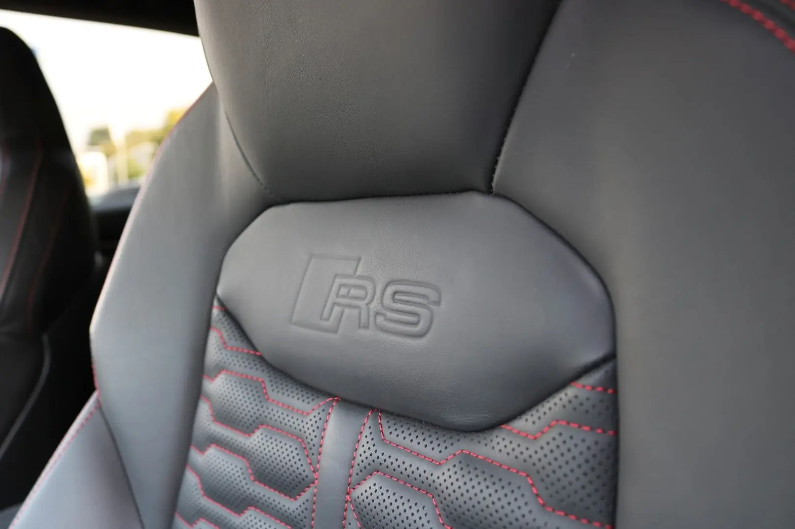 RS Q8  Pano Keramik Dynamic  B&O Massage Matrix