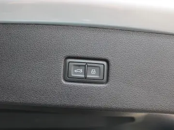 RS Q8  Pano Keramik Dynamic  B&O Massage Matrix