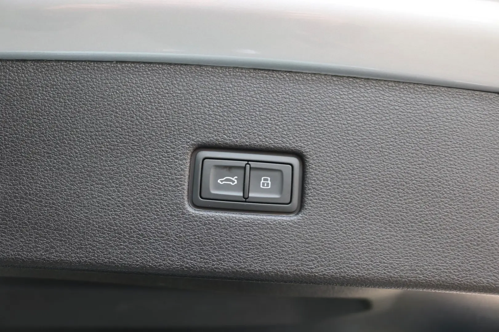 RS Q8  Pano Keramik Dynamic  B&O Massage Matrix