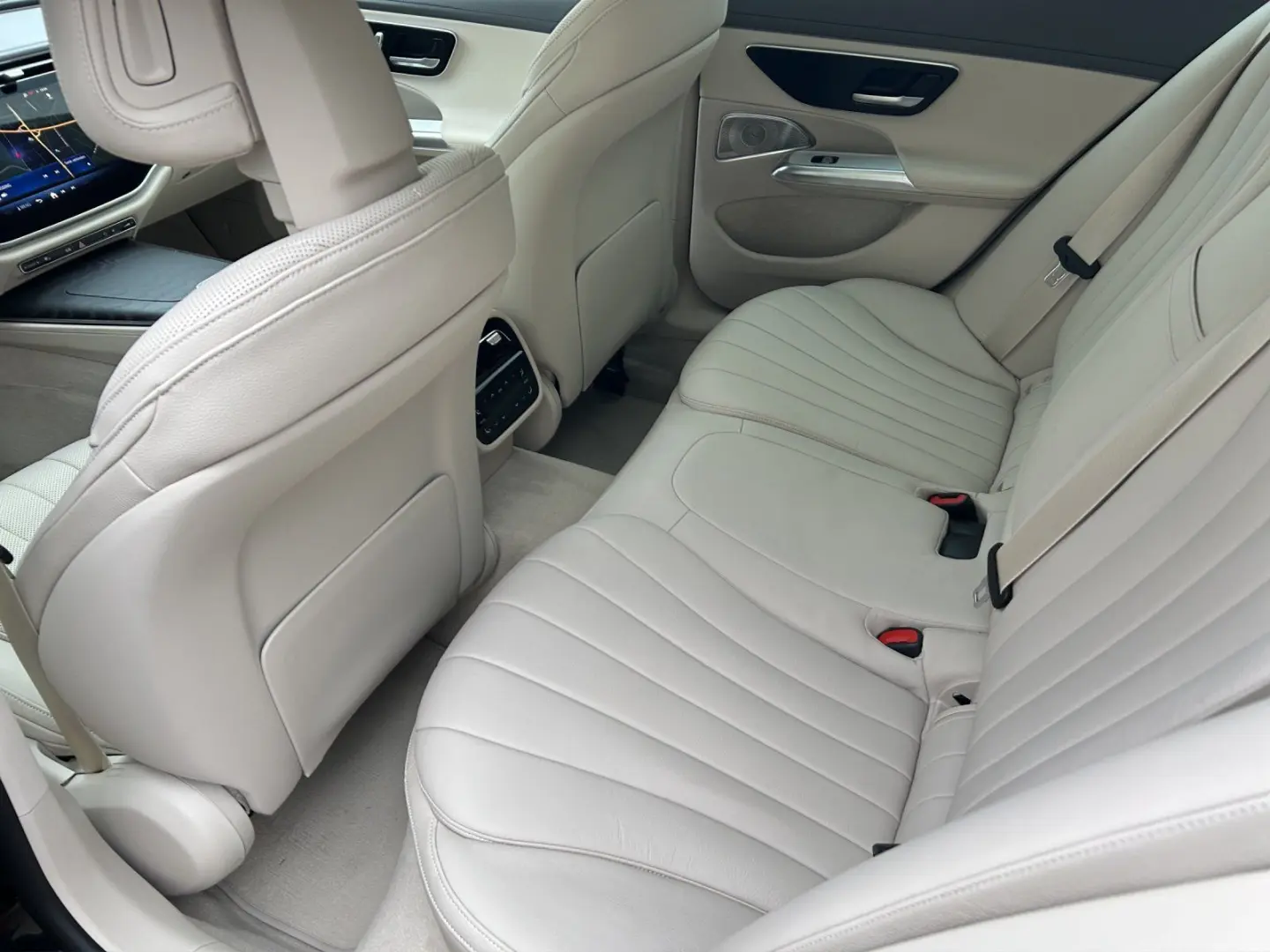 E220d 4M Exlu Prem  DISTRO Massage AHK Hyper HAL