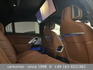 750e xDrive  LOUNGE SEATING AUT DOORS FOND ENT