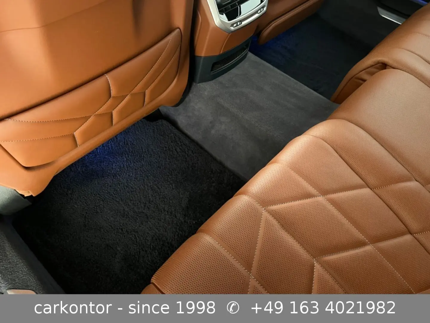 750e xDrive  LOUNGE SEATING AUT DOORS FOND ENT