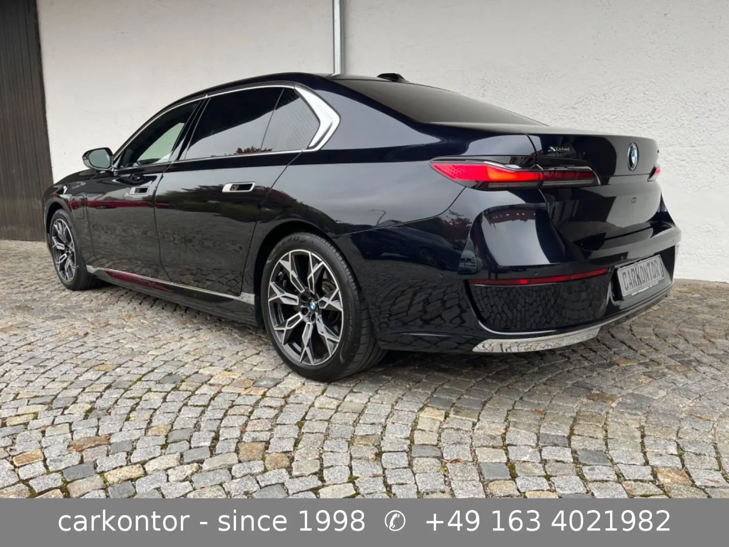 750e xDrive  LOUNGE SEATING AUT DOORS FOND ENT