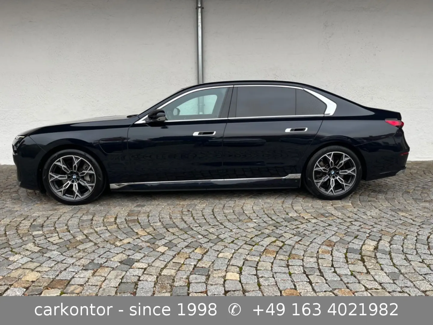 750e xDrive  LOUNGE SEATING AUT DOORS FOND ENT