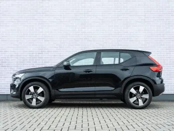 XC40 T2 Momentum Aut.   Park Assist V A   Parkee