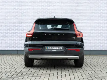 XC40 T2 Momentum Aut.   Park Assist V A   Parkee
