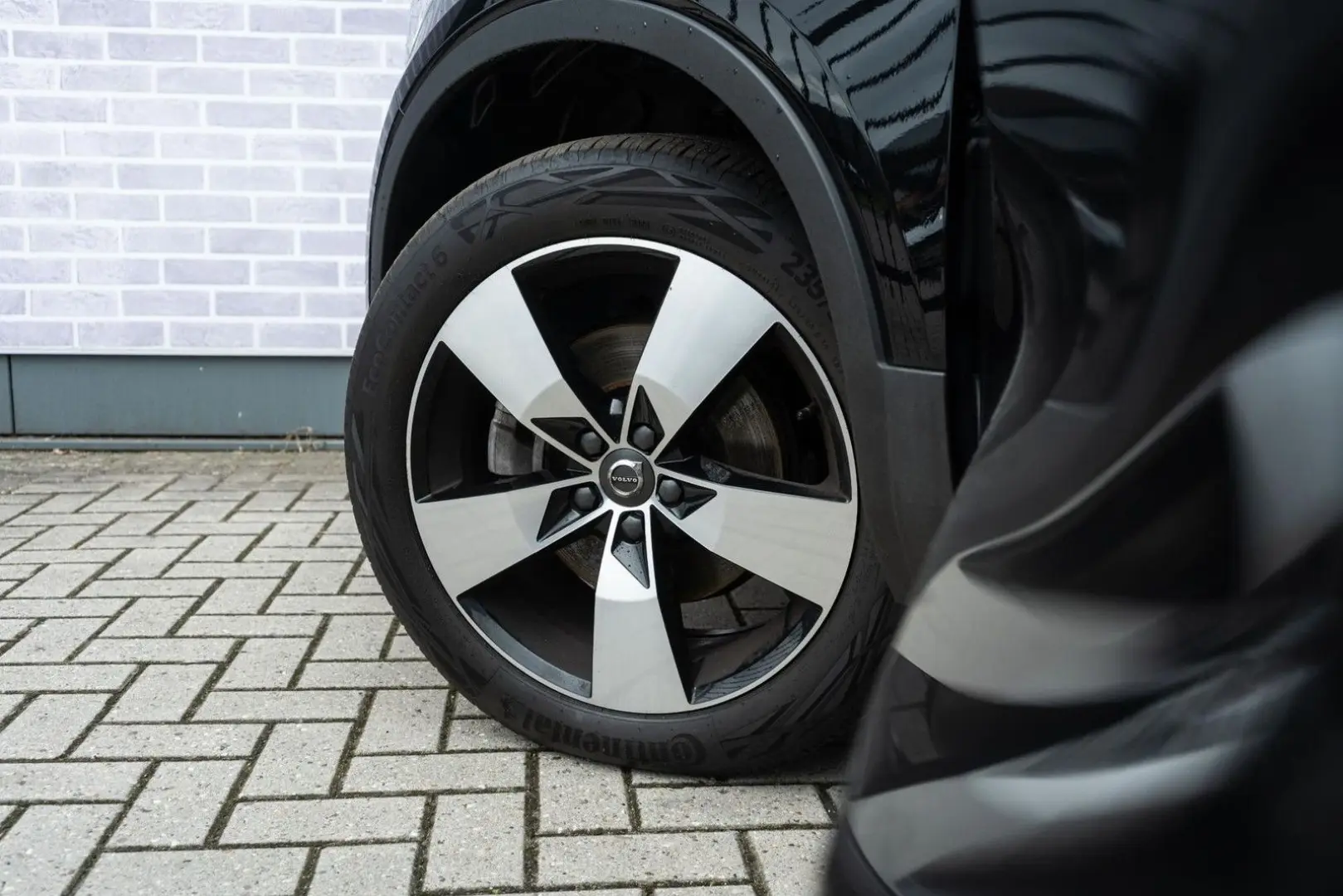 XC40 T2 Momentum Aut.   Park Assist V A   Parkee