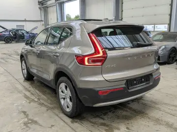 XC 40 T3 Momentum PANO LED NAVI LEDER ACC