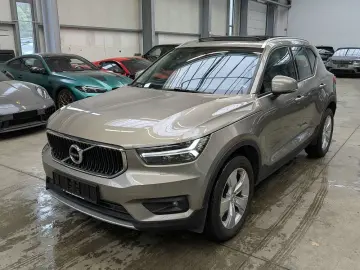 XC 40 T3 Momentum PANO LED NAVI LEDER ACC