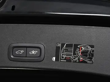 XC40 T3 Geartronic  18 R-Design Navi