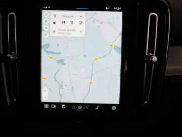 XC40 B3 Plus Dark NAV SHZG PDC RFK el.Sitze 18