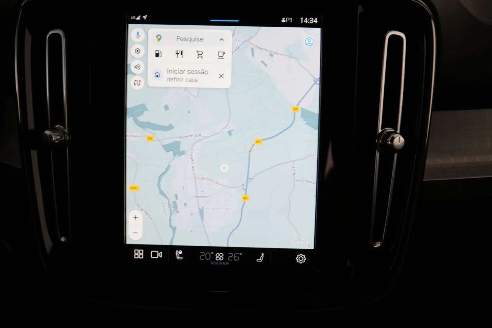 XC40 B3 Plus Dark NAV SHZG PDC RFK el.Sitze 18