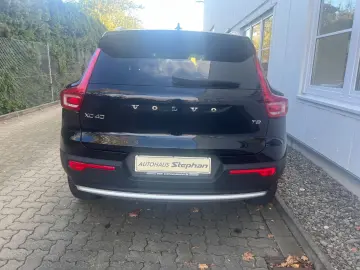 XC40 T2 Automatik Core NAVI GARANTIE