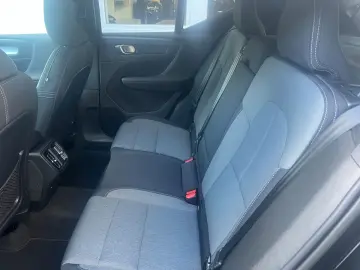 XC40 T2 Automatik Core NAVI GARANTIE
