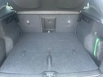 XC40 T2 Automatik Core NAVI GARANTIE